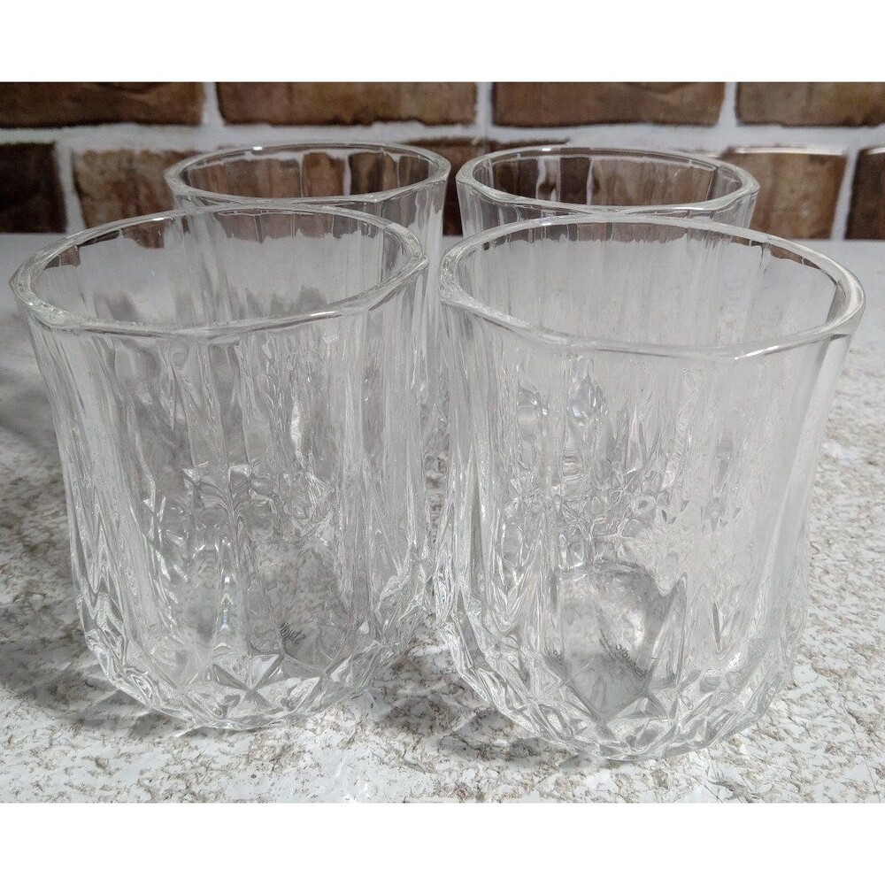 Studio Crystal by Studio Silversmiths 10oz Set Of 4
